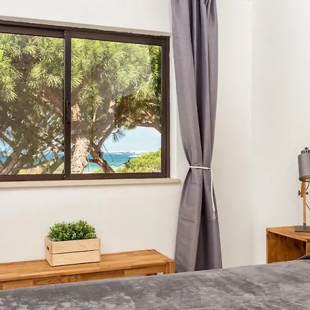 Beach With Sea Views Villa *